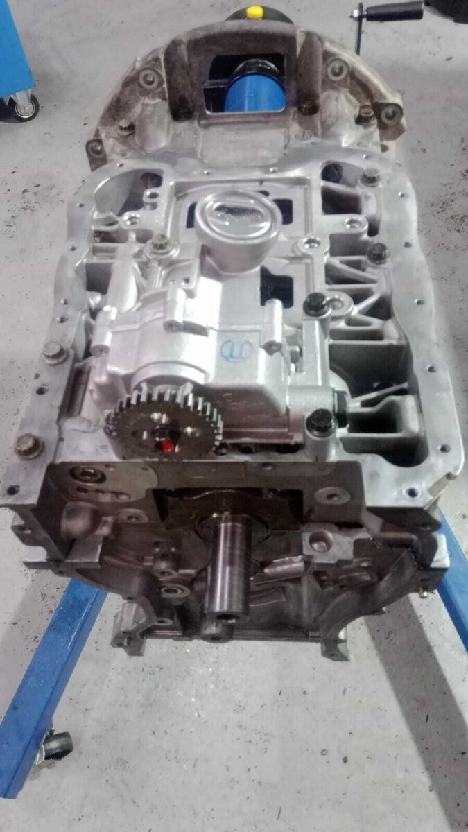 Пробило двигатель G4KE Hyundai Santa Fe на шоссе | Автосервис ...