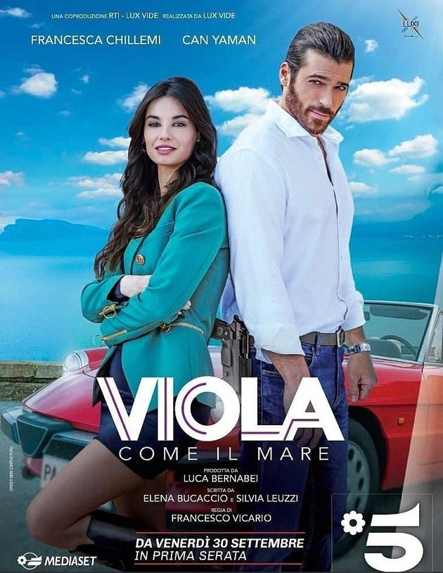 Афиша к сериалу "Фиолетовый, как море"