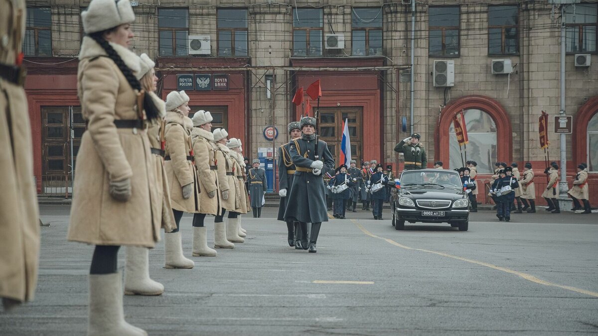     Генеральная репетиция парада, посвящённого 80-летию победы в Сталинградской битве, проходит в эти минуты на площади Павших Борцов. «НовостиВолгограда.ру» публикуют фотографии с места события.