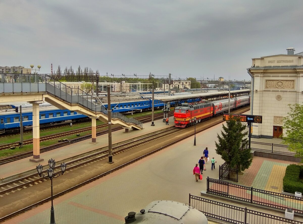 ЖД вокзал Брест-Центральный. Фото из интернета.