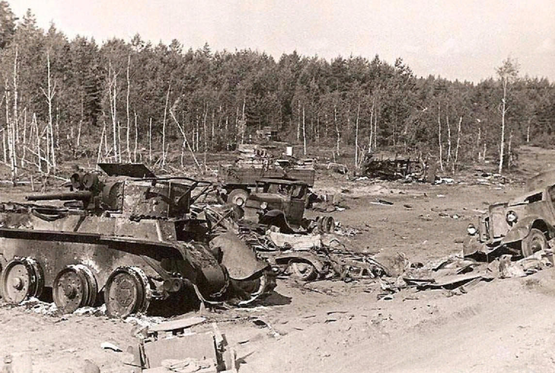 Уничтоженная советская техника, 1941 год.