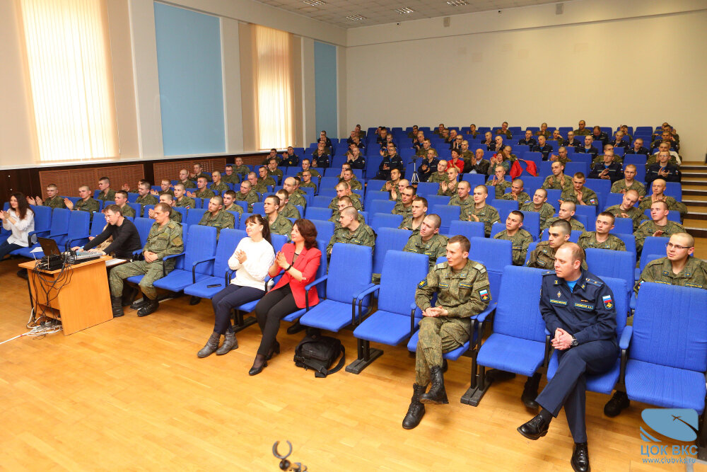 Творческая группа ЦОК ВКС представила литературно-музыкальную композицию «ДОРОГАМИ ПОБЕДЫ!» для военнослужащих ВКС