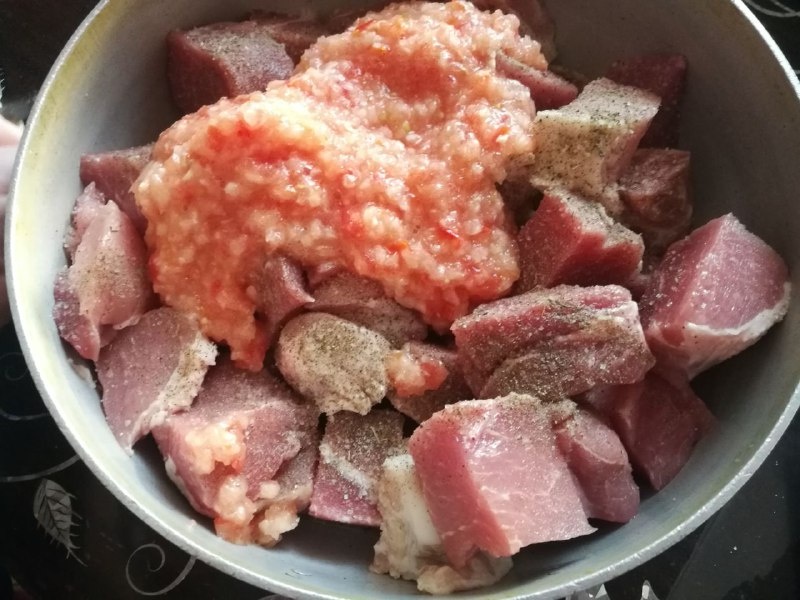 Кашица на фото-основной секрет сочного мяса.