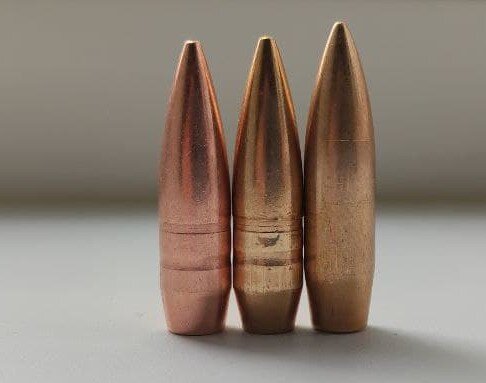 По форме 10,9 в биметале (слева) полностью совпадает с томпаковой 9,4 от того же БПЗ (центр) Для сравнения рядом НПЗ 12 в латуни (справа)