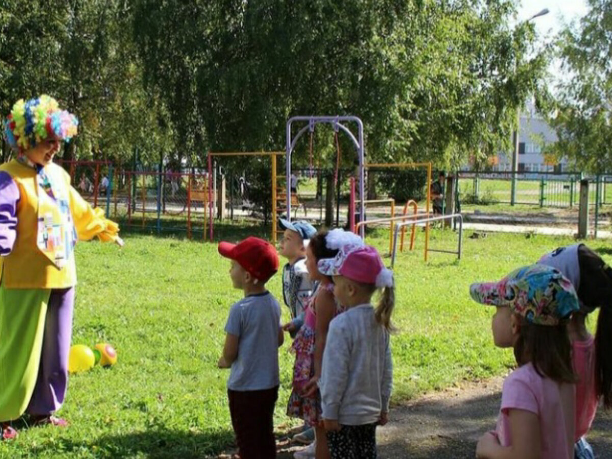 Какой должна быть детская площадка по ГОСТ: виды, комплектация, требования