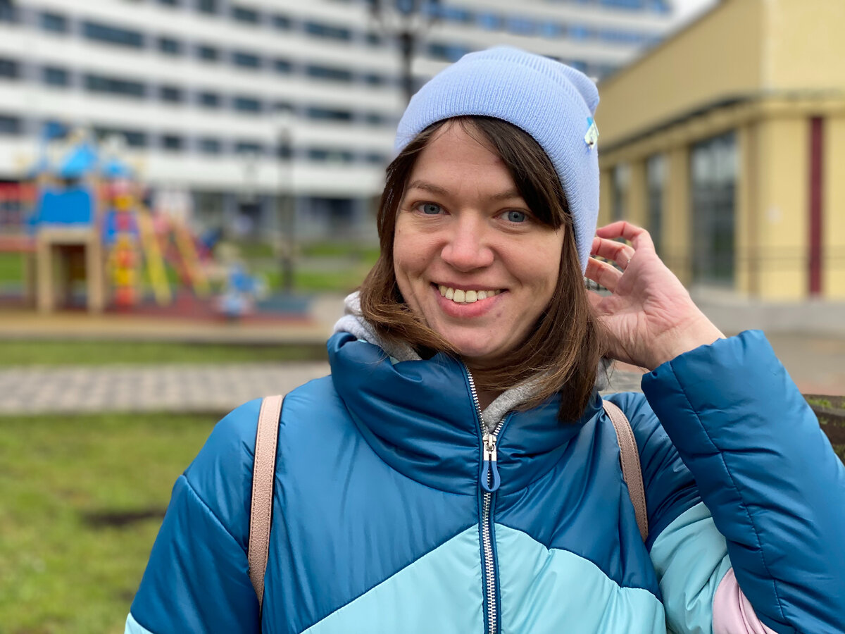 В Беларуси получила местный вид на жительство. 