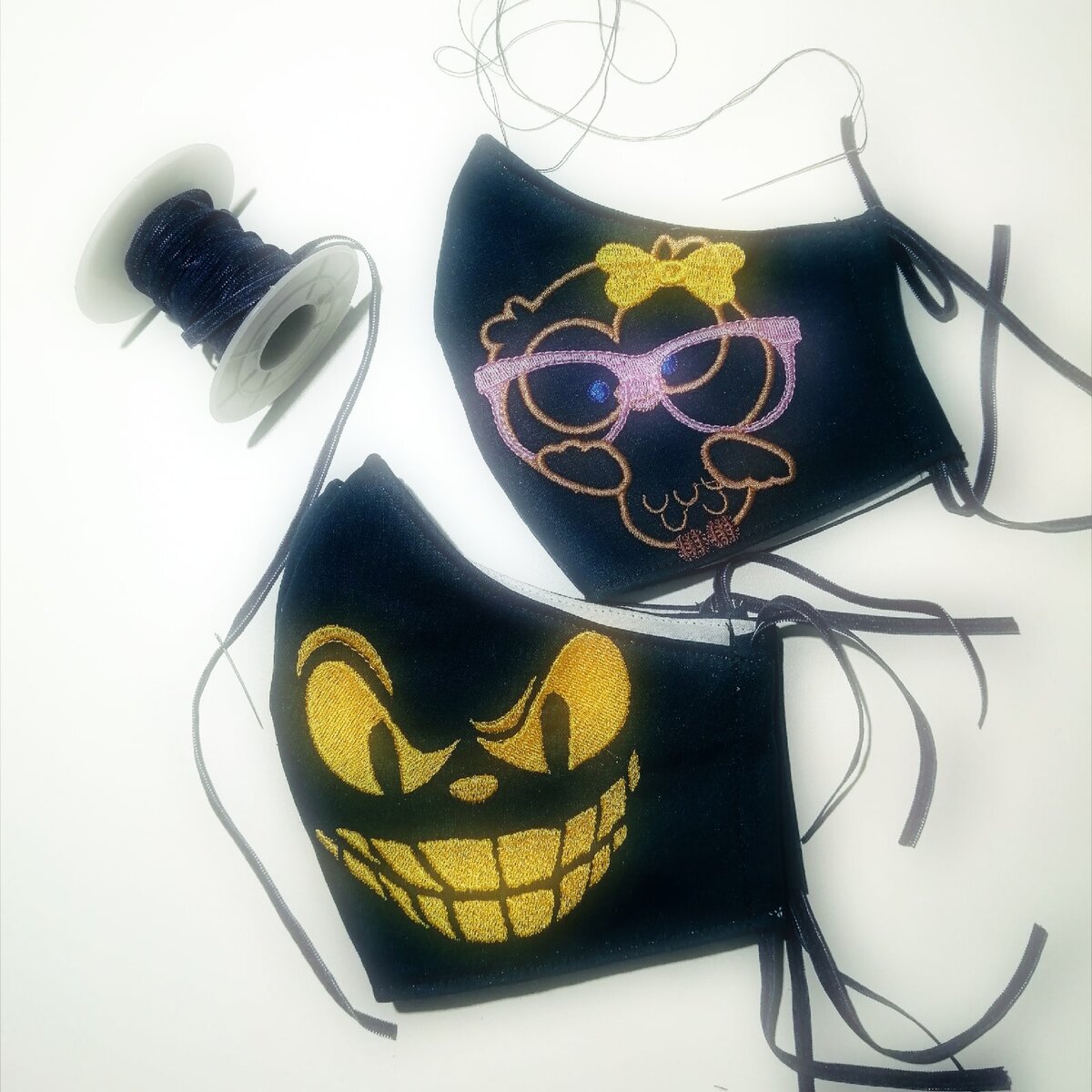 Маски с вышивкой