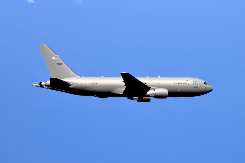 КС-46А из состава 22-го авиакрыла самолетов-заправщиков (U.S. Air Force photo by Staff Sgt. Mary McKnight / www.dvidshub.net)