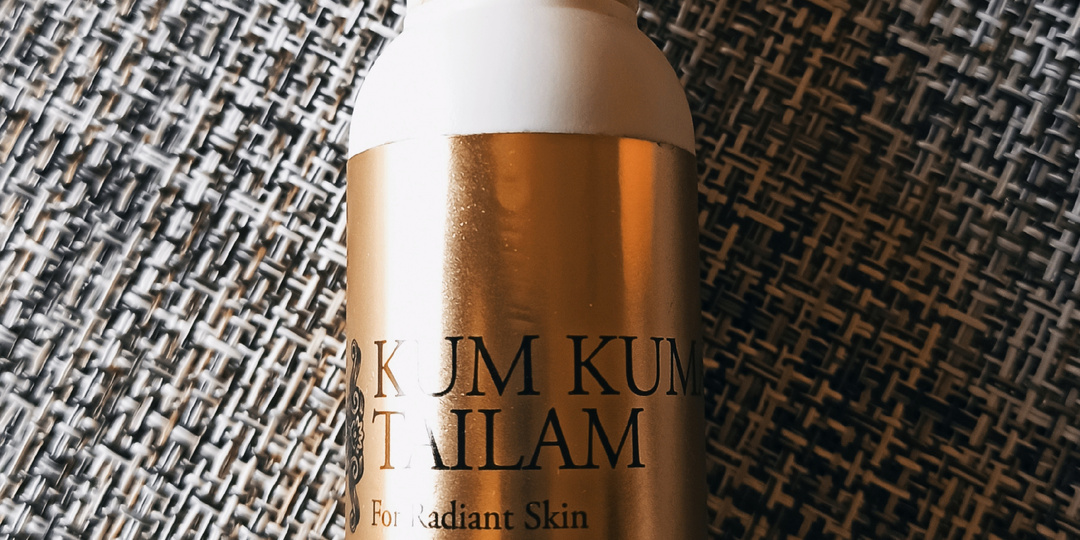 Масло для лица VASU KumKumadi thailam.