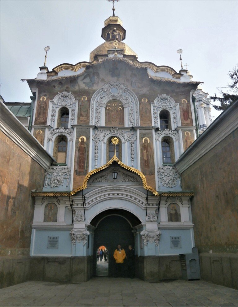 Главный вход в Киево-Печерскую лавру