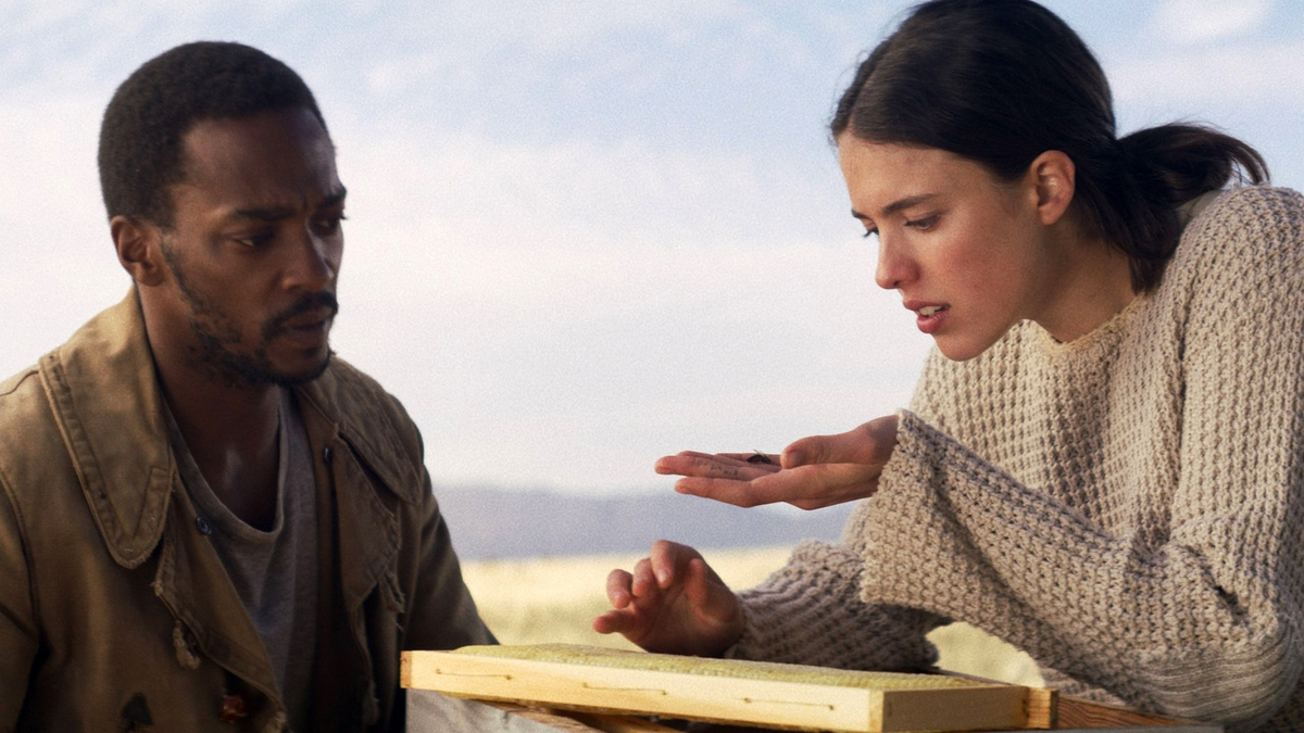 Кадры из к/ф "Ио", 2019 год