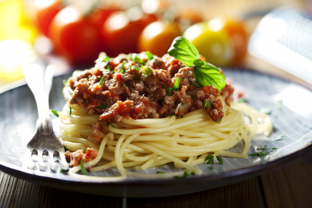 Подлива из фарша: рецепты к макаронам, спагетти, пюре, гречке