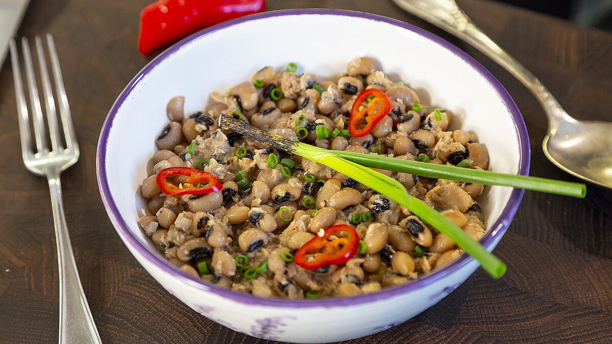 Фасоль с тунцом