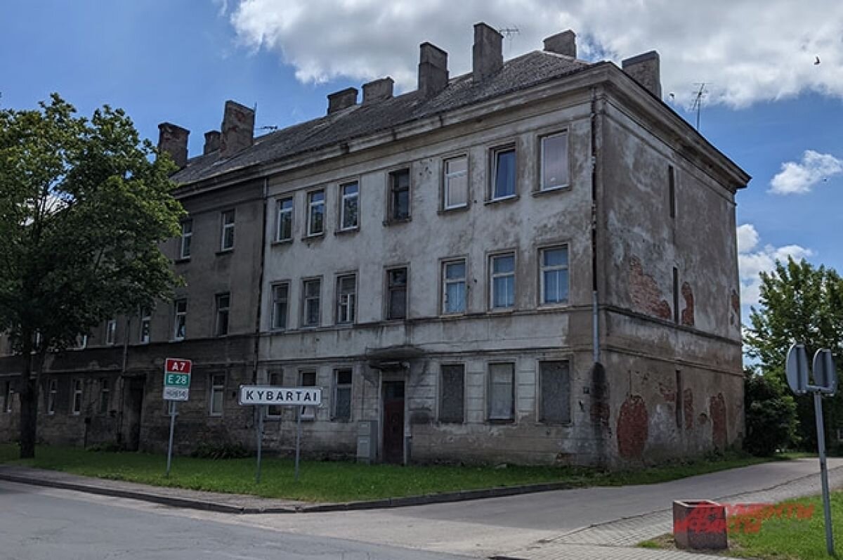    «Я замучился, едва не умер». Как попасть в Европу без самолётов и поездов?