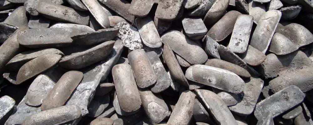 Чугунные чушки