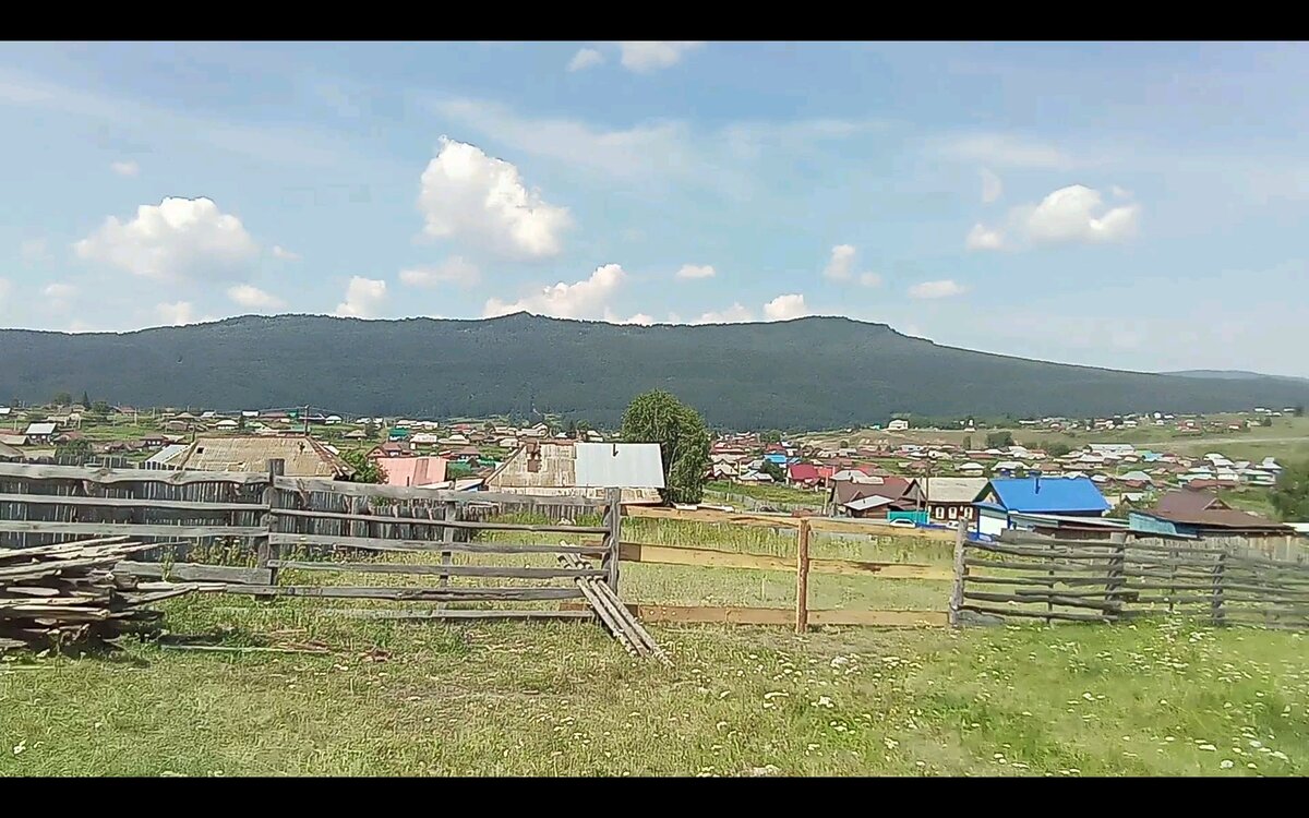 Село Узян вблизи Белорецка, Башкирия, вид на поселение