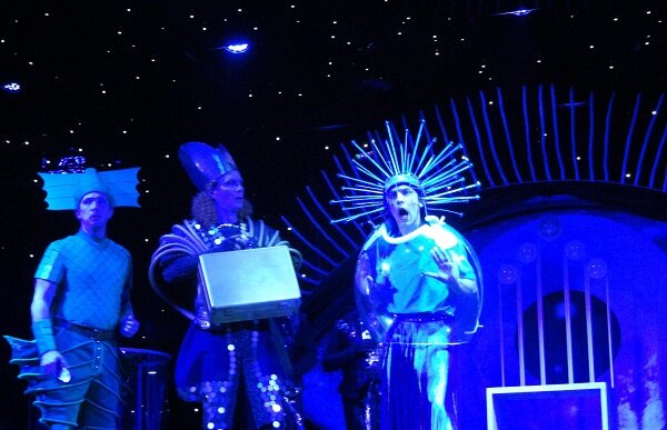 Сцена из оперы Йозефа Гайдна "Лунный мир". Москва, Камерный музыкальный театр им. Б.А. Покровского, 2013. Фото моё. 