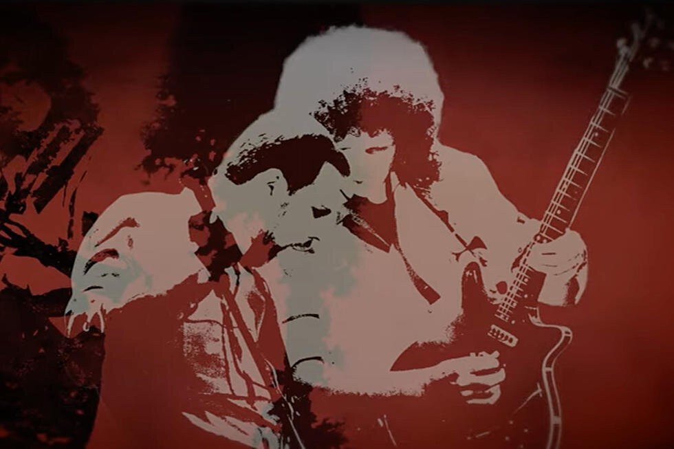 Кадр из видео «Face It Alone».