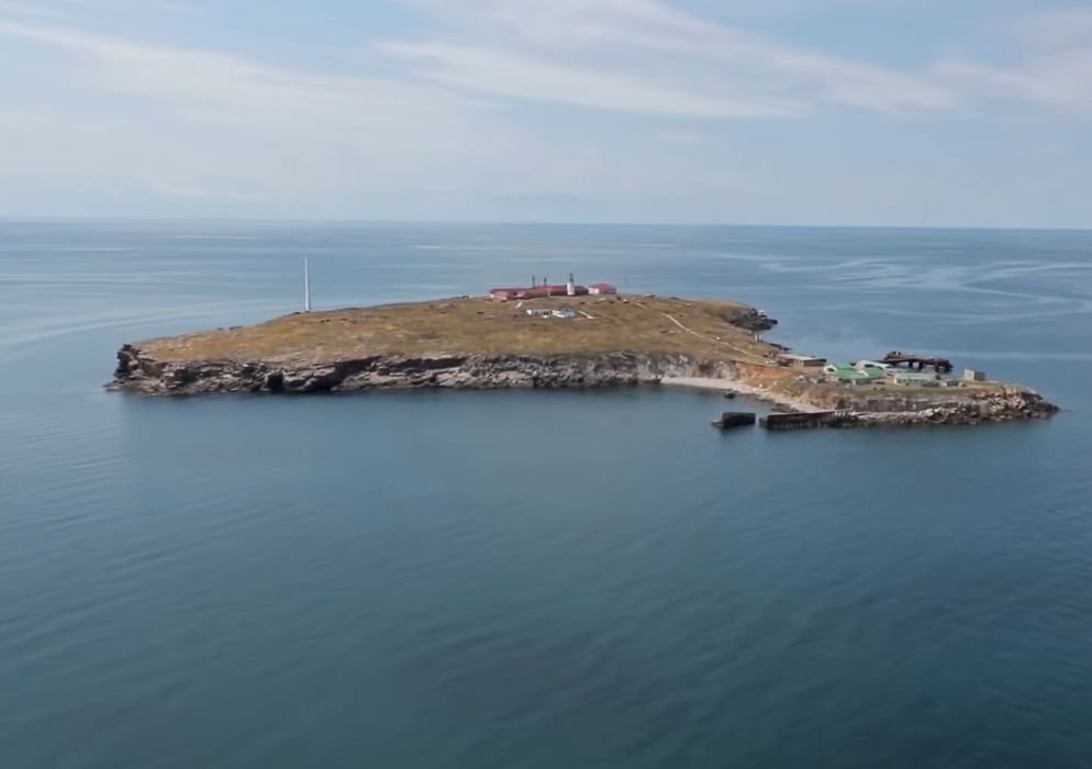 Остров змеиный украина