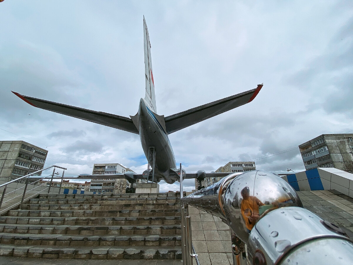 ТУ-104А Рыбинск. Осматриваю объект со всех сторон 😍