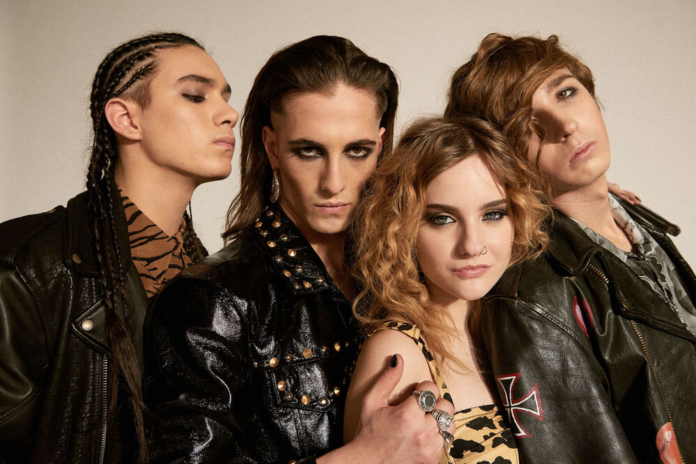 Песня maneskin. Maneskin группа 2021. Maneskin Евровидение 2021. Maneskin zitti e buoni Евровидение 2021 Италия. Måneskin участники.