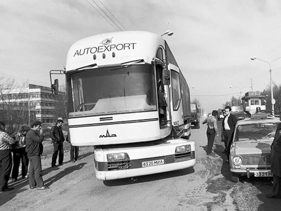 Перестройка 2000. МАЗ 2000 перестройка. МАЗ 2000. Экспериментальный МАЗ 2000. МАЗ 2000 перестройка салон.