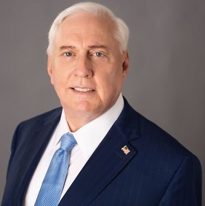    Дуглас Макгрегор. Полковник армии США в отставке (cc) BMG-2048