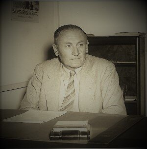 рис. 2  Фриц Цвикки