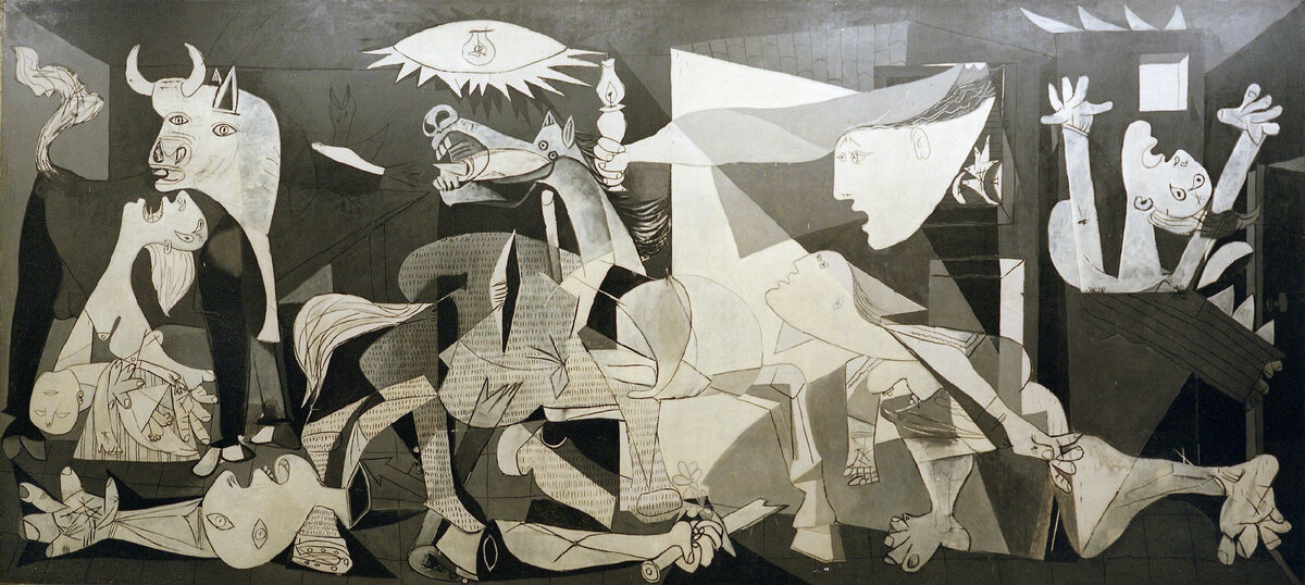 (1937) 351 x 782 см
Центр искусств Рейна София, Мадрид
