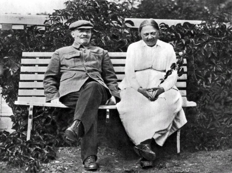      Л.И. Ленин и Надежда Крупская