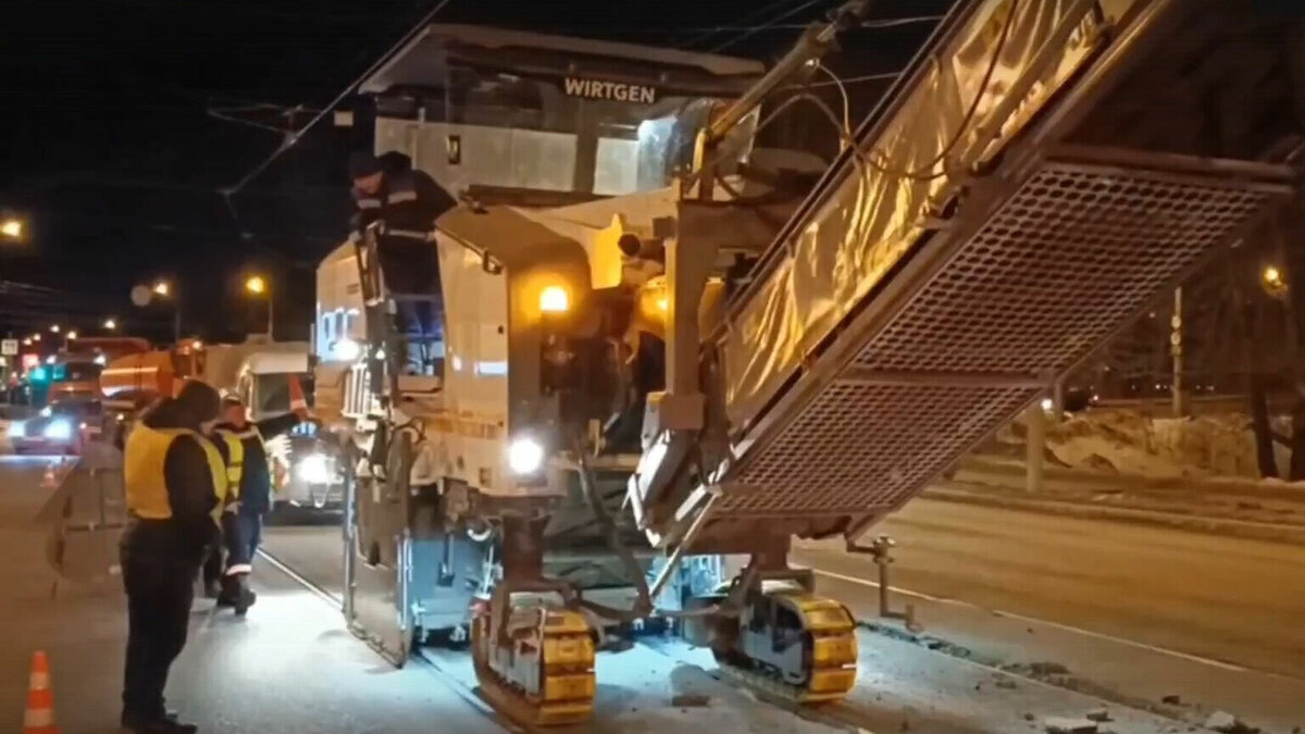     В Ижевске на улице Гагарина 23 марта устранили вспучивание асфальтобетона на трамвайных путях. Об этом сообщили в группе «Дороги УР» в соцсети «ВКонтакте».