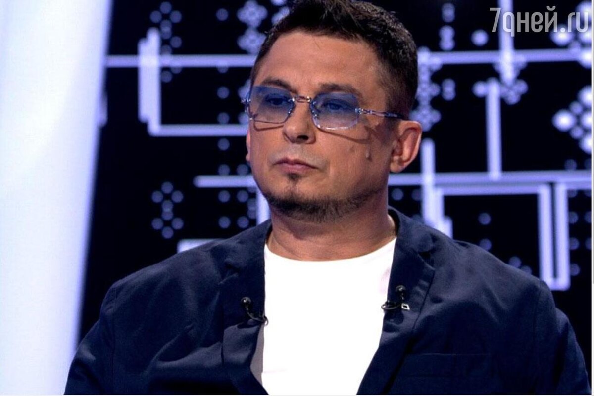    Андрей Гуров экс-солист "Ласкового мая" кадр шоу