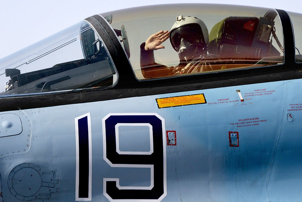 Американцы неосознанно признали превосходство летчиков ВКС РФ 