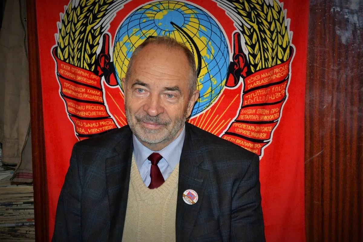 Михаил Васильевич Попов
