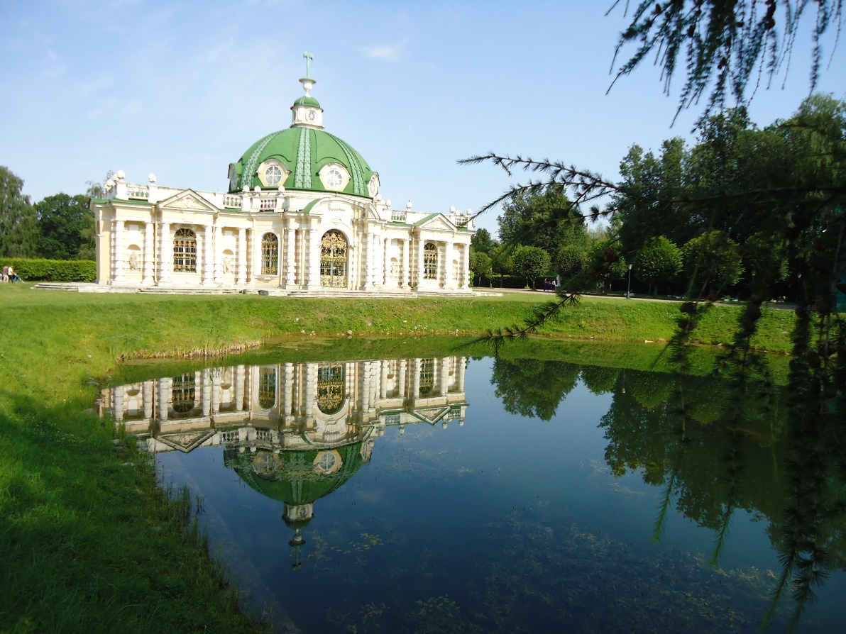 Уникальный павильон Грот  в парке Кусково