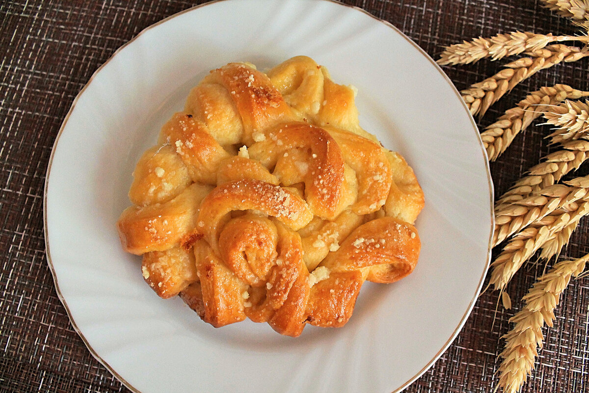 Булочки с сахаром и маком, пошаговый рецепт на ккал, фото, ингредиенты - Юлия Дорофеева