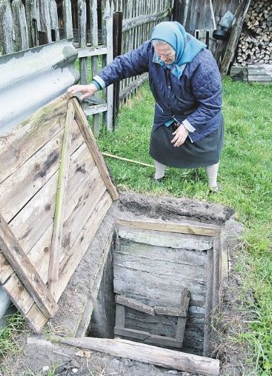 Фото со странички пользователя Ruti. Та самая землянка, где была расположена типография
