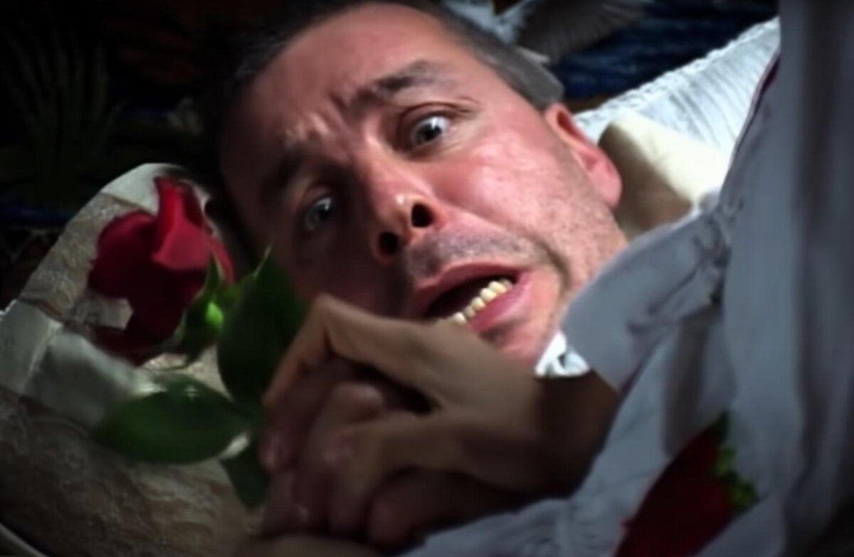 Тилль попал