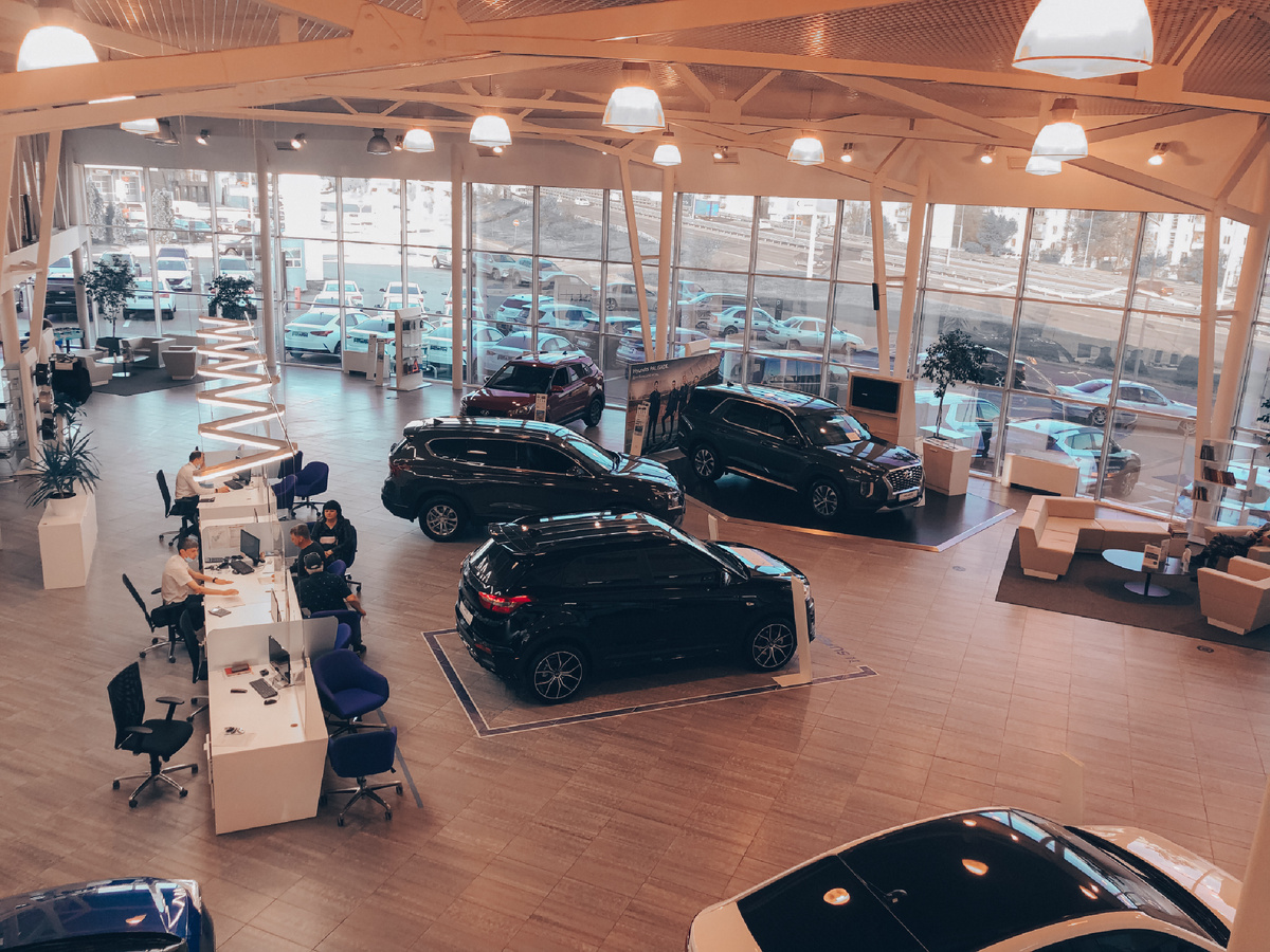 Сегодня в шоу - руме осталось 5 машин из 20