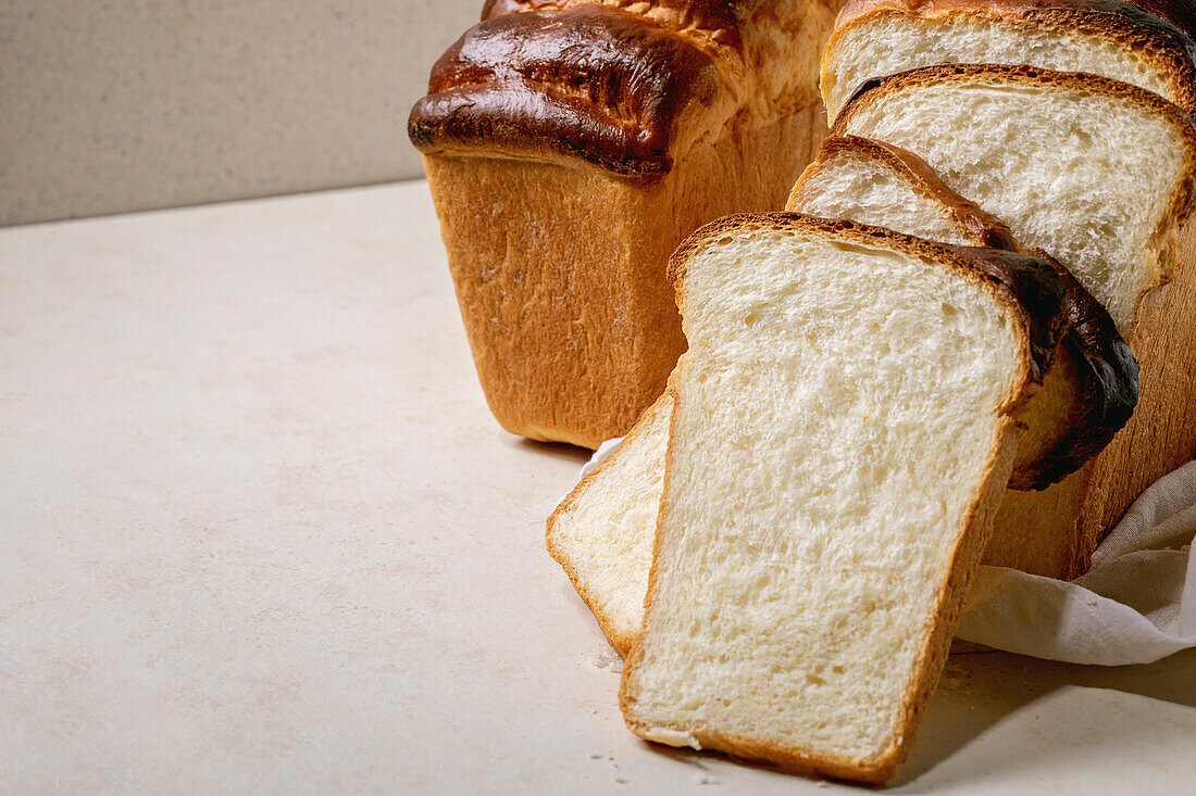 Чем опасен современный хлеб? Какие консерванты добавляют?
