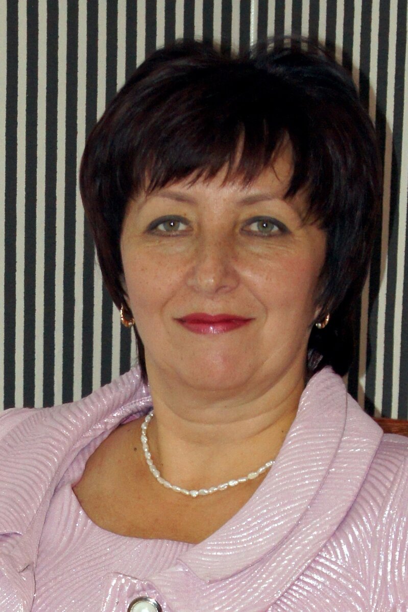 Приветствую вас на своем канале! Это моя официальная фотография во всех аккаунтах. 