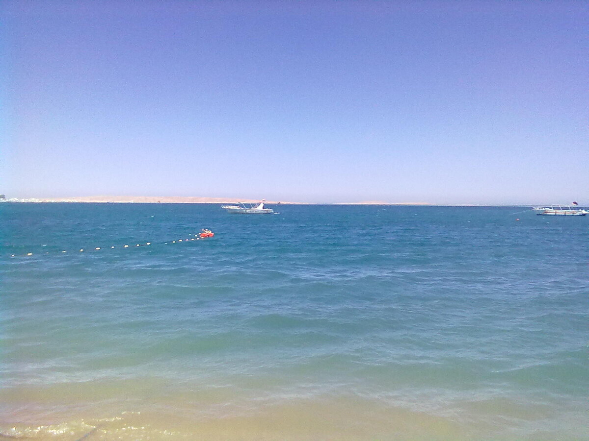 Это Красное море. Оно чудесно!