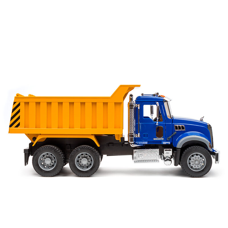 Самосвал Bruder Mack Granite арт. 02-815
