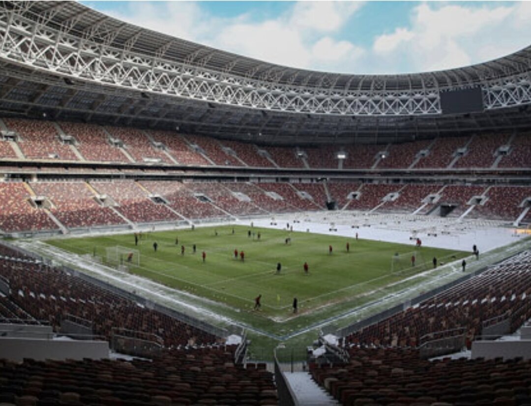 "Локомотив" тренируется на стадионе "Лужники". Начало 2021 года. Фото championat.com