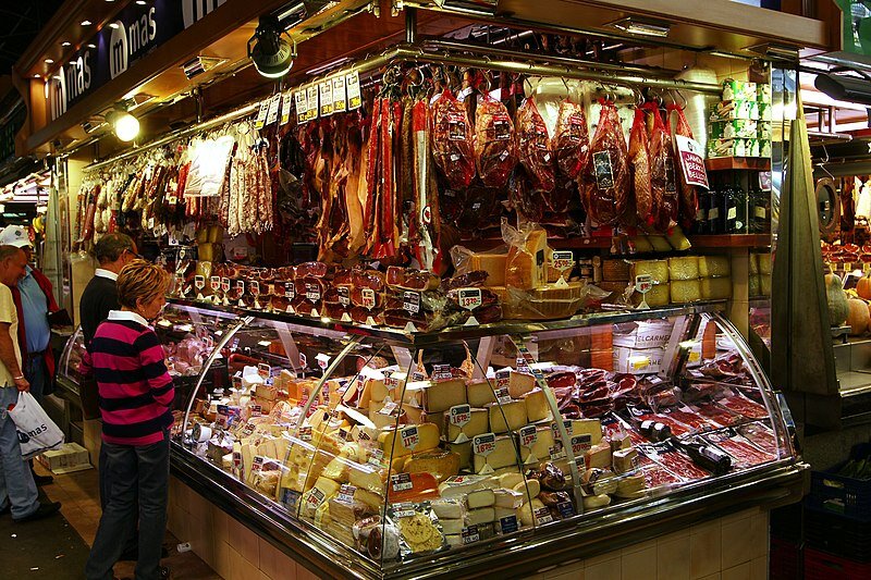 Один из прилавков рынка Boquera