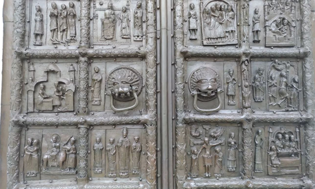 корсунские ворота Софийского собора