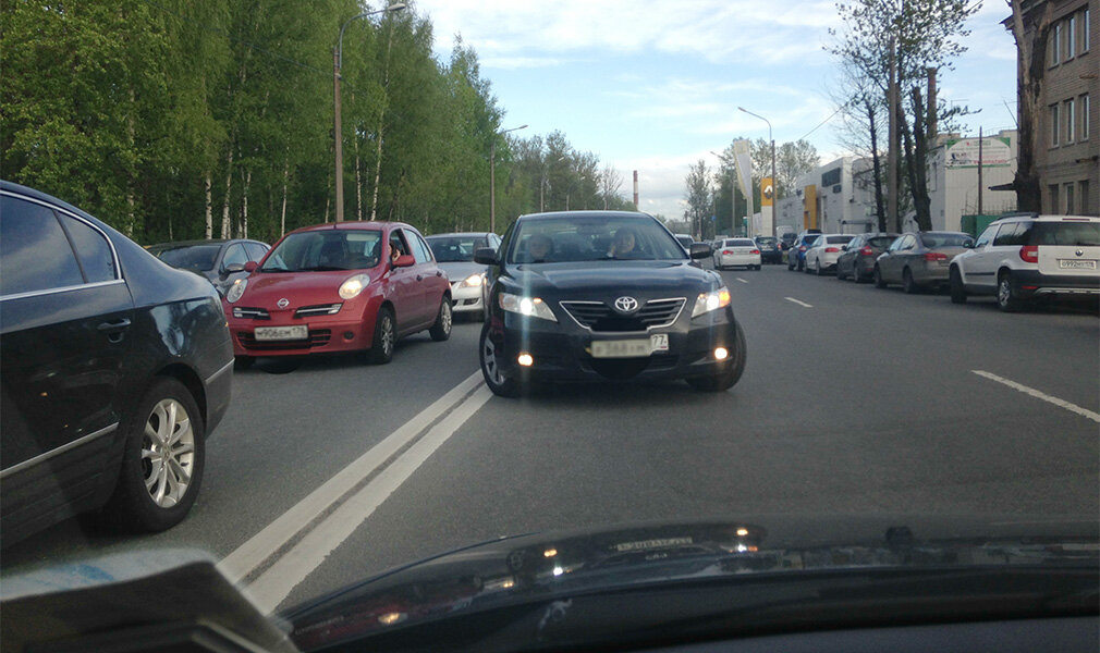 Выехал на встречку