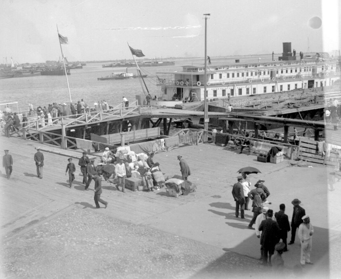 Пароход у причала. 1890-1900. Нижний Новгород