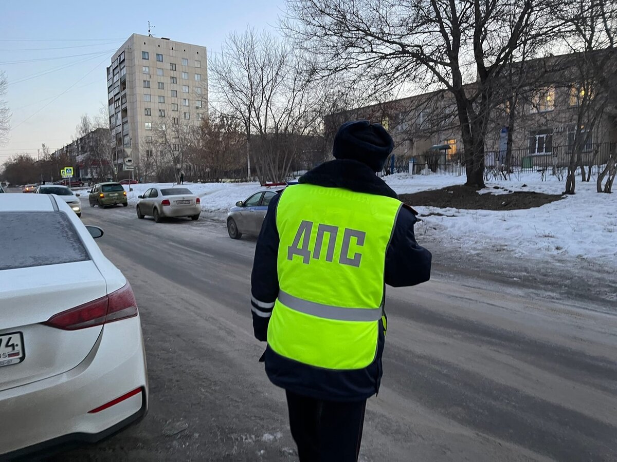 Автоюрист рассказал, как водителю избежать штрафа если он забыл в светлое  время суток включить ближний свет фар. | Автоюрист. Всё о ДПС. | Дзен