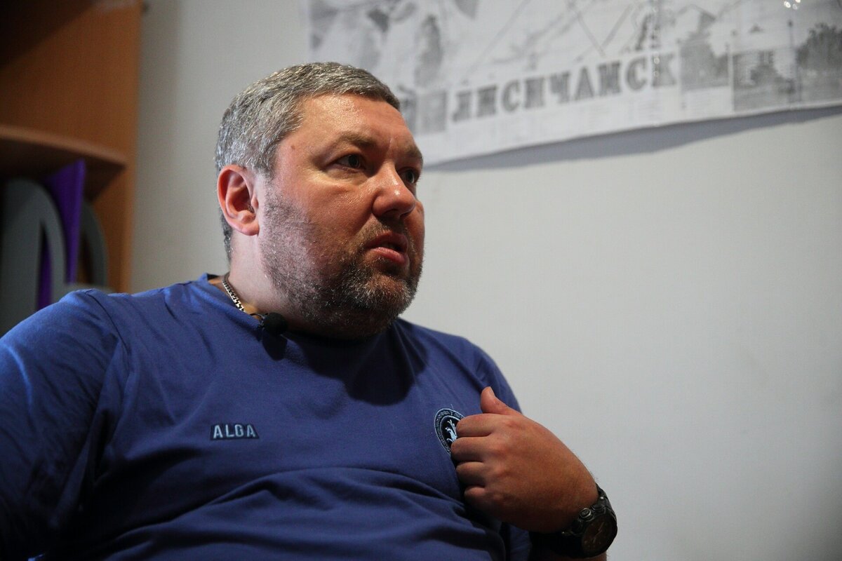 Евгений Варакин: «У людей был панический страх, много было разрушений – вот таким мы увидели город». Фото: © Михаил Захаров / «Татар-информ»